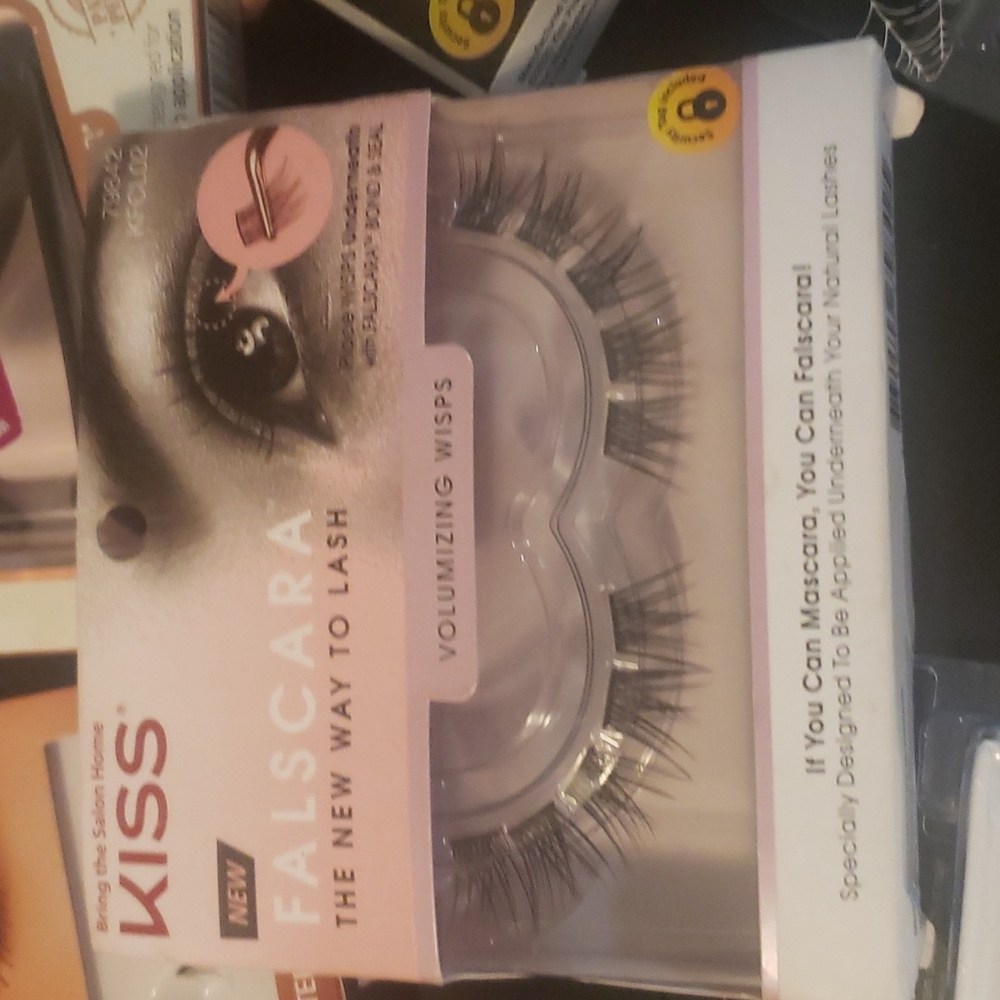 Eyelashes - Picture 8 of 8